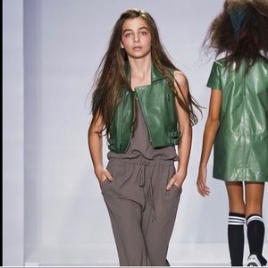 Green Leather Vest 💚